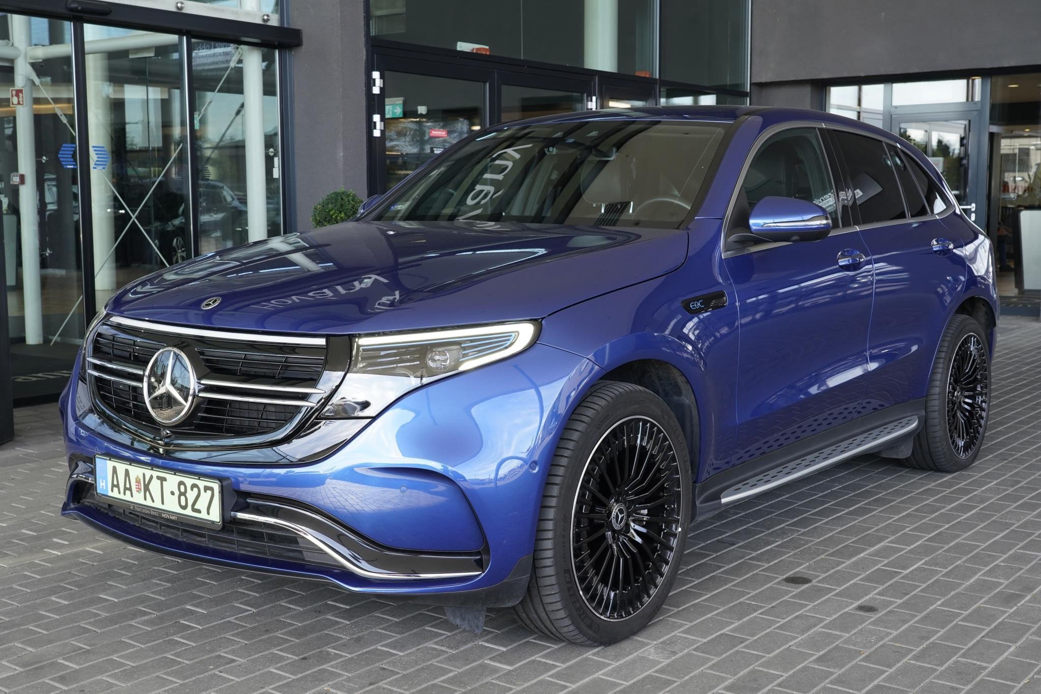 Mercedes EQC